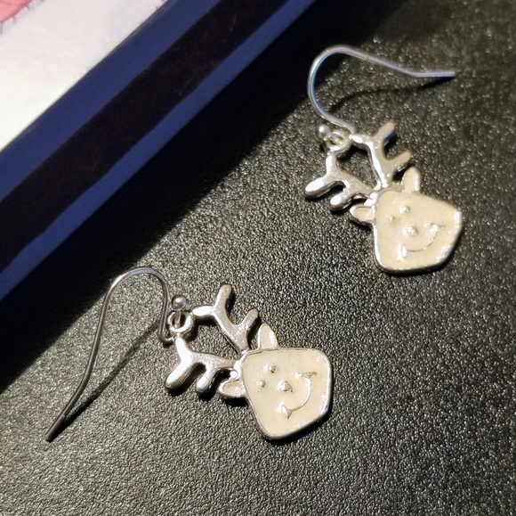 3/$18 SPARKLY Reindeer Christmas Dangle Earrings - Picture 3 of 8